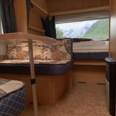 Revier Caravan-Ig Und Cool Hatzingen 외부 사진